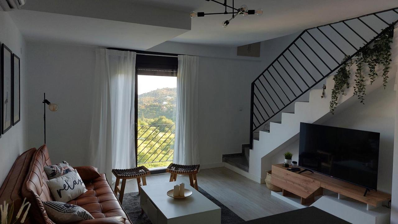 Duplex Bellas Vistas Ojén エクステリア 写真